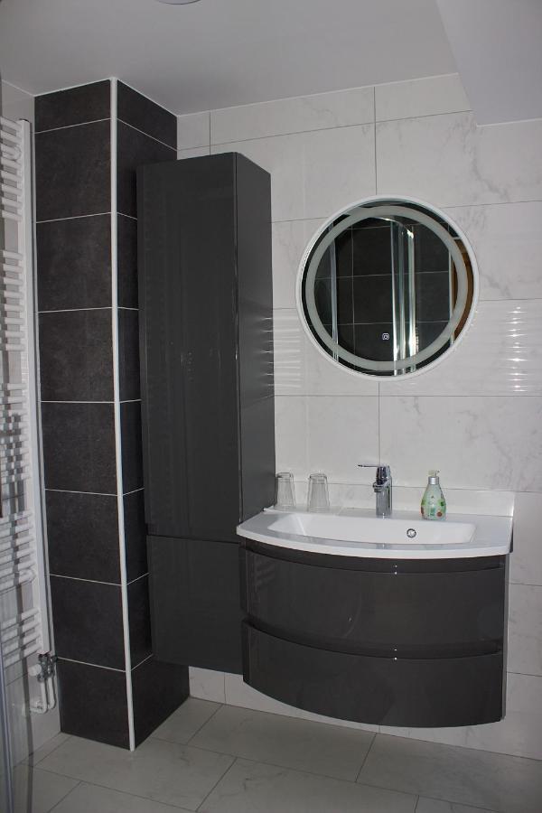 Malina Apartment Vransko Exterior foto